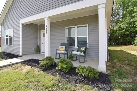 Exterior - 325 Cornwall Dr, Salisbury, NC 28147 photo 3 of 6