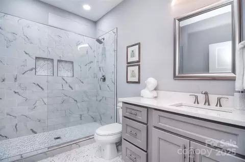 Bath - 325 Cornwall Dr, Salisbury, NC 28147 photo 1 of 3