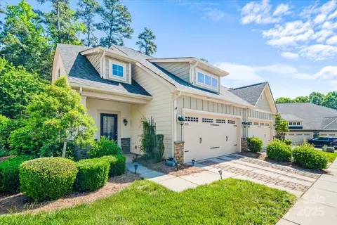 204 Aztec Cir, Mooresville, NC 28117