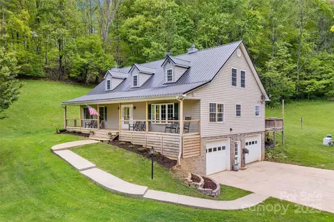 423 Cad Campbell Rd, Bakersville, NC 28705