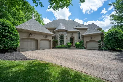8601 Trethorne Ct, Waxhaw, NC 28173