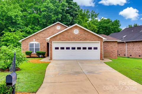 1866 Charter Dr, Rock Hill, SC 29732