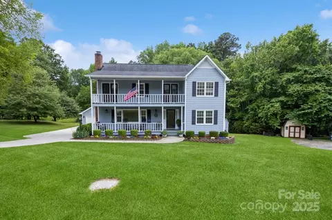 16612 Grapperhall Dr, Huntersville, NC 28078