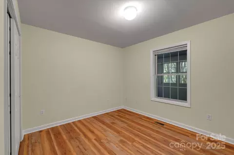 24 Deerfield Ln, Sylva, NC 28779 photo 10