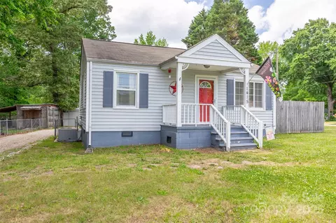 1415 Midlake Rd, Kannapolis, NC 28083