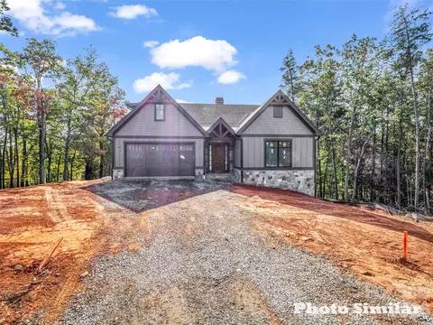 2 Jackson Ridge Ln, Mill Spring, NC 28756
