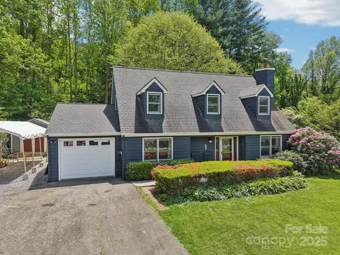 164 Farley St, Waynesville, NC 28786
