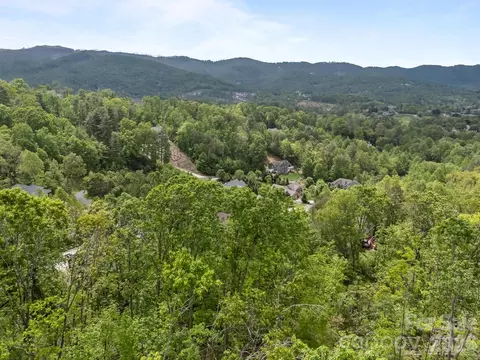 46 Hawtree 255 Ct #255, Weaverville, NC 28787