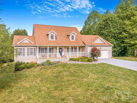 121 W Ashe Bridge W Rd W, Marion, NC 28752