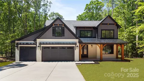 1408 Bloomsberry Ln, Waxhaw, NC 28173