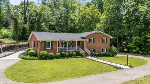 2076 Junction Rd, Mocksville, NC 27028