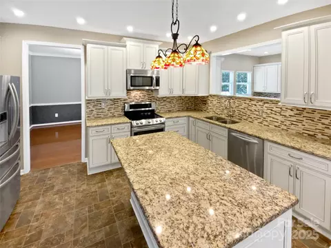 Kitchen - 903 Furman Ct, Fort Mill, SC 29708 photo 2 of 3