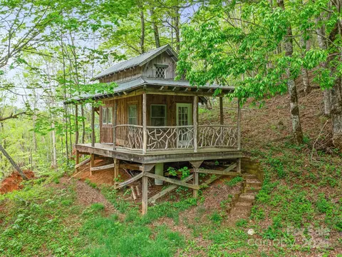 8101 Hwy 261, Bakersville, NC 28705