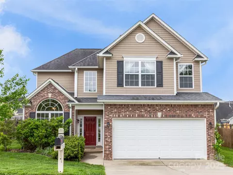 85 Lumber River Rd, Fletcher, NC 28732