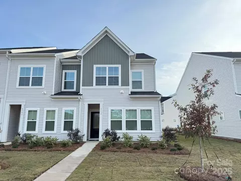 4738 Lakeview N 16 Rd N #16, Charlotte, NC 28216