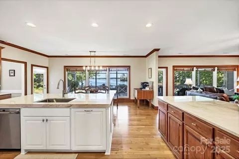 2102 Lake Rd, Ridgeway, SC 29130 photo 6