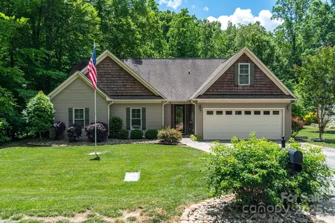 6398 Winding Creek Ln, Denver, NC 28037
