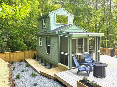 5535 Buffalo Cove Rd, Lenoir, NC 28645