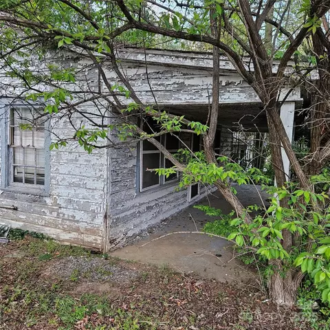 1015 Frederick St, Shelby, NC 28150