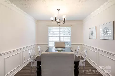 Dining - 18629 Coachmans Trce, Cornelius, NC 28031 photo 1 of 3