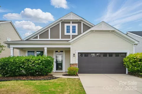 1957 Tablerock Dr, York, SC 29745