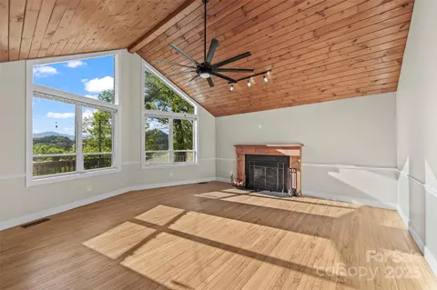 84 Halfmoon Way, Clyde, NC 28721 photo 9