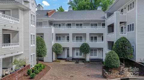 2715 Selwyn 36 Ave #36, Charlotte, NC 28209