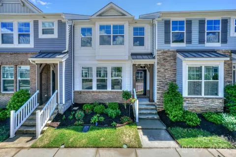 110 Synandra B Dr #B, Mooresville, NC 28117