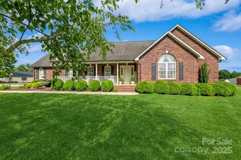 8520 Wright Rd, Kannapolis, NC 28081 photo 2