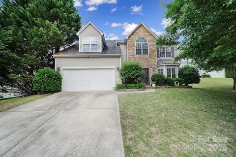 2017 White Cedar Ln, Waxhaw, NC 28173