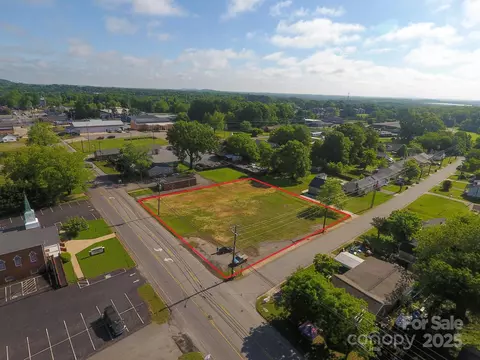 309 York Rd, Kings Mountain, NC 28086