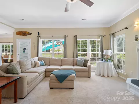 Living - 7627 Woodcrest Dr, Stanley, NC 28164 photo 3 of 4