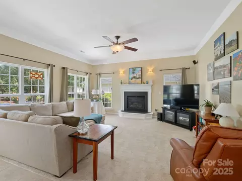 Living - 7627 Woodcrest Dr, Stanley, NC 28164 photo 2 of 4