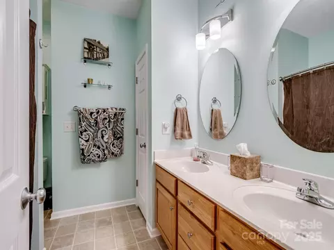 Bath - 7627 Woodcrest Dr, Stanley, NC 28164 photo 5 of 5