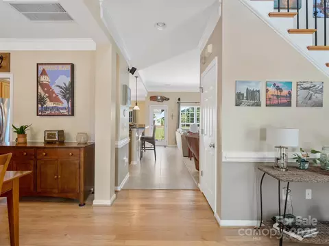 Entry Way - 7627 Woodcrest Dr, Stanley, NC 28164 photo 2 of 4