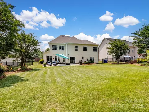 Exterior - 7627 Woodcrest Dr, Stanley, NC 28164 photo 10 of 10