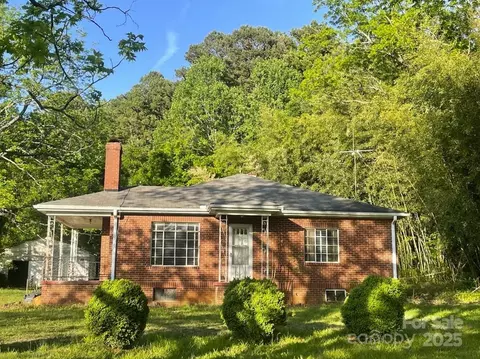 1835 Hollywood Dr, Salisbury, NC 28144