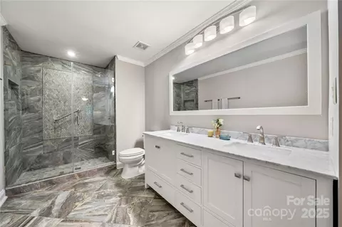 Bath - 7 Turtle Ln, Clover, SC 29710 photo 1 of 3