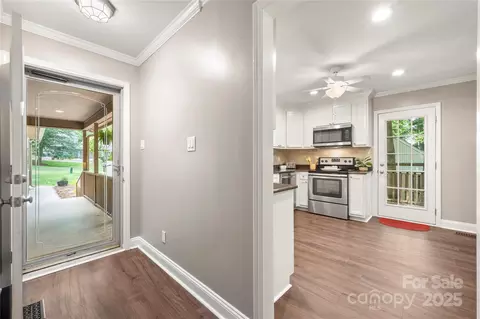 Entry Way - 7 Turtle Ln, Clover, SC 29710 photo 1 of 2