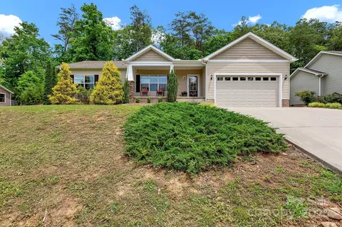 52 Luther Cove Rd, Candler, NC 28715