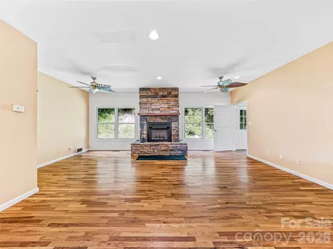 Living - 600 Charisma Dr, Marshall, NC 28753 photo 2 of 9