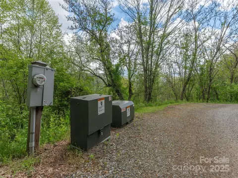 00 Quest Cv, Clyde, NC 28721 photo 2