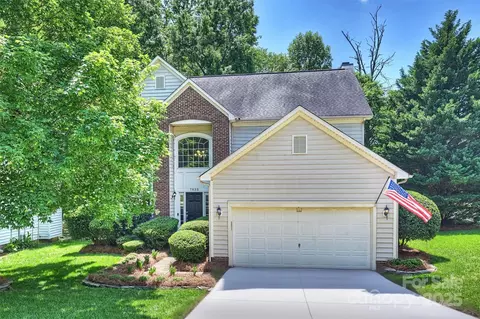 7833 Taymouth Ln, Charlotte, NC 28269
