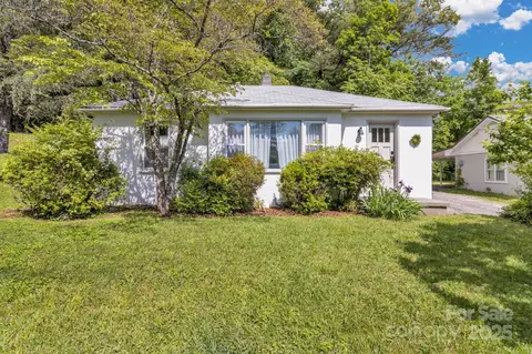 241 Bear Creek Rd, Asheville, NC 28806