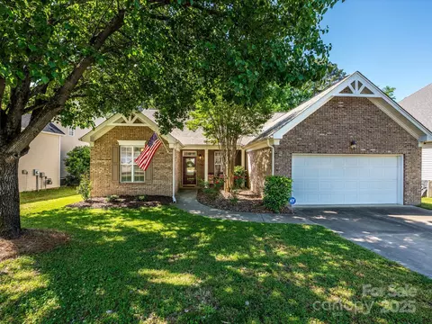 14336 Northridge Dr, Charlotte, NC 28269