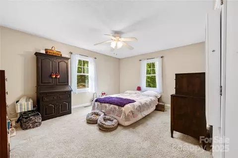 Bedroom - 322 Killian Rd, Stanley, NC 28164 photo 1 of 5