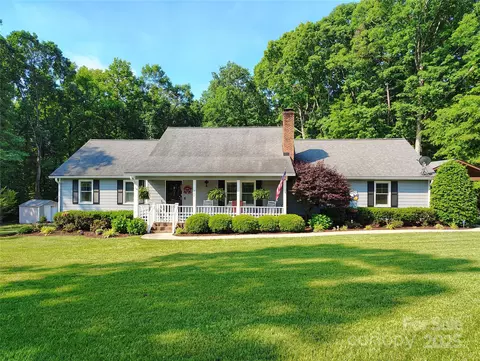322 Killian Rd, Stanley, NC 28164