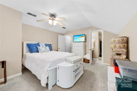 Bedroom - 322 Killian Rd, Stanley, NC 28164 photo 4 of 5