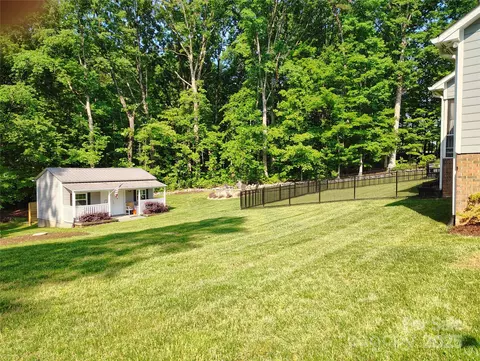 Exterior - 322 Killian Rd, Stanley, NC 28164 photo 4 of 7