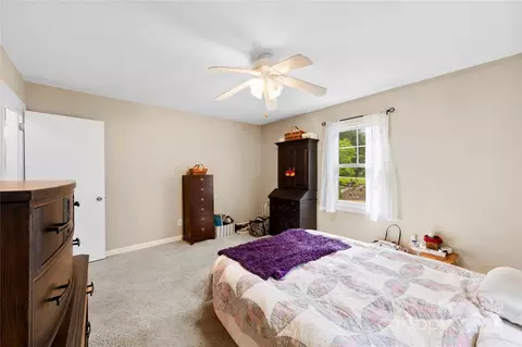 Bedroom - 322 Killian Rd, Stanley, NC 28164 photo 2 of 5